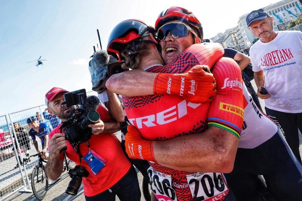 ‘Amore Infinito’: Trek mostra cosa c’era dietro il Giro 2023 (VIDEO!)